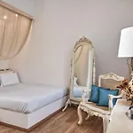 The Editor's - Member Of Spiritual Living Corfu * Virós