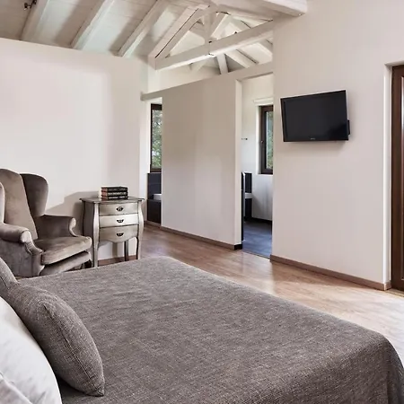 The Editor's - Member Of Spiritual Living Corfu Villa Viros