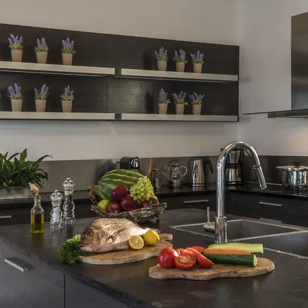 The Editor's - Member Of Spiritual Living Corfu *