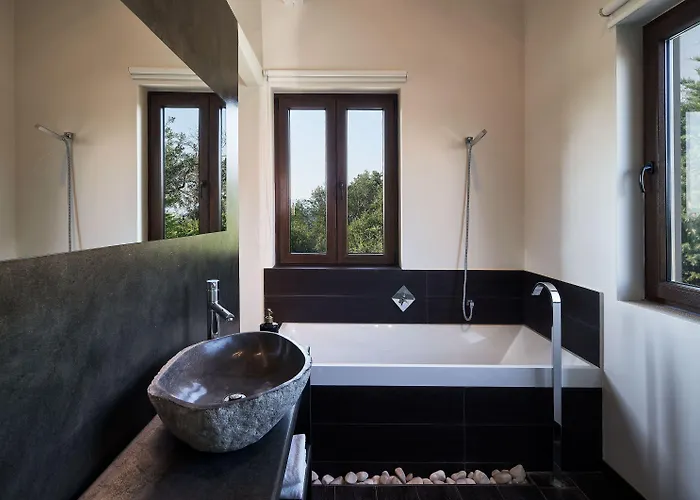The Editor's - Member Of Spiritual Living Corfu Villa *